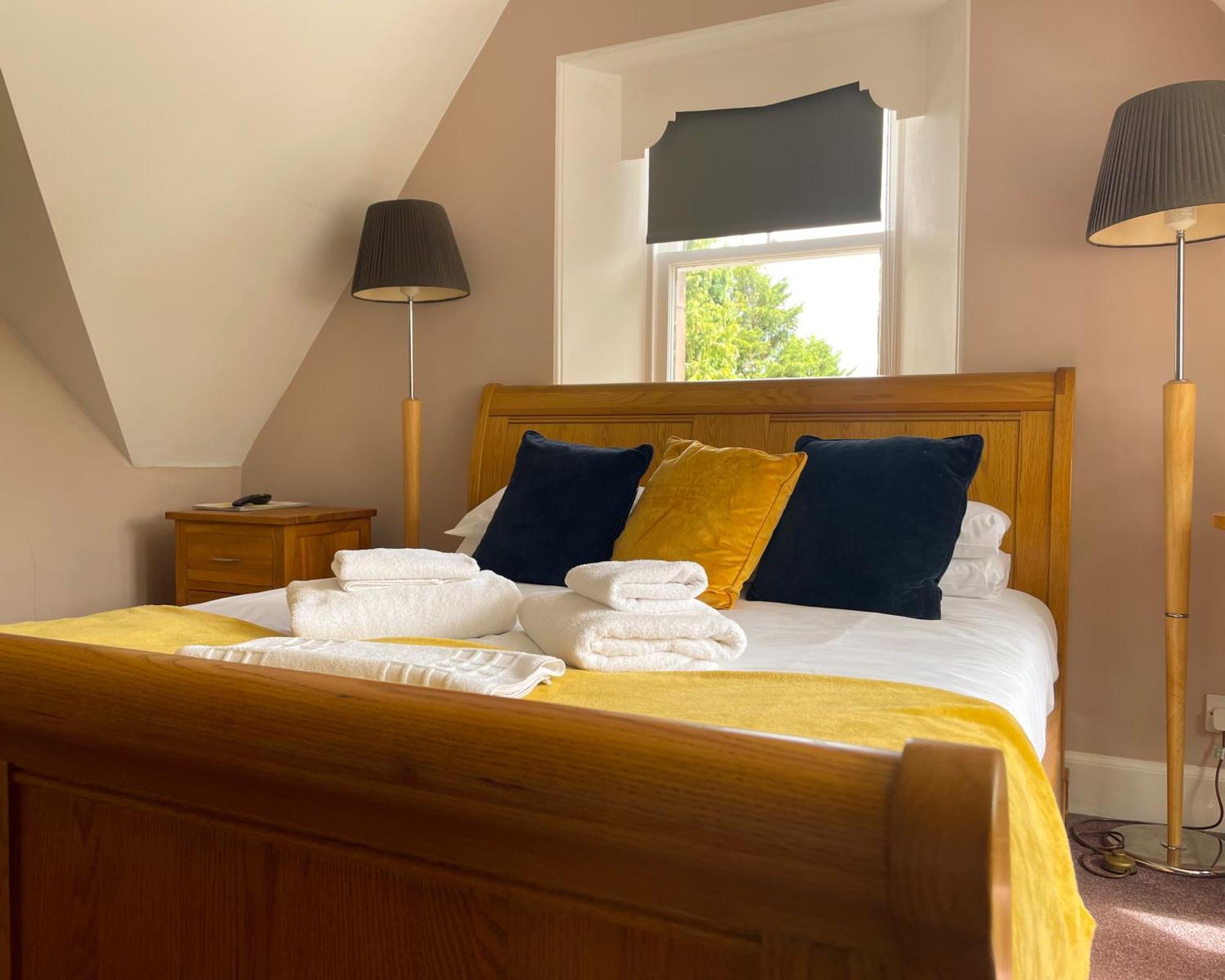 The Speyside Hotel And Restaurant Grantown-on-Spey Esterno foto