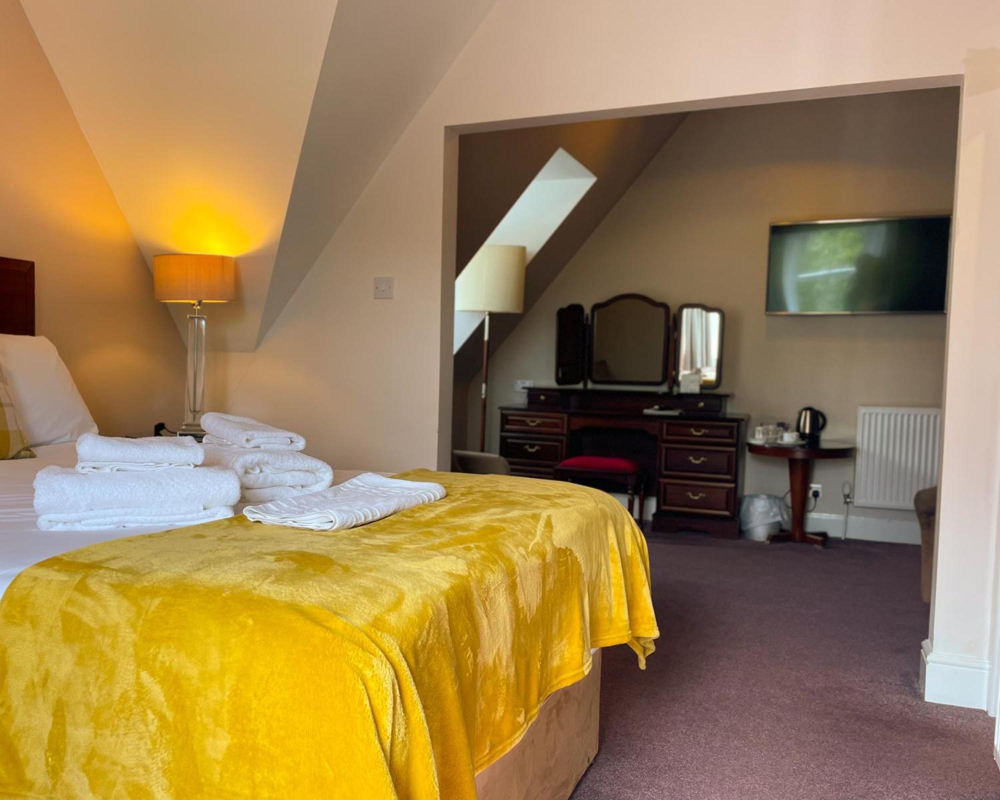 The Speyside Hotel And Restaurant Grantown-on-Spey Esterno foto